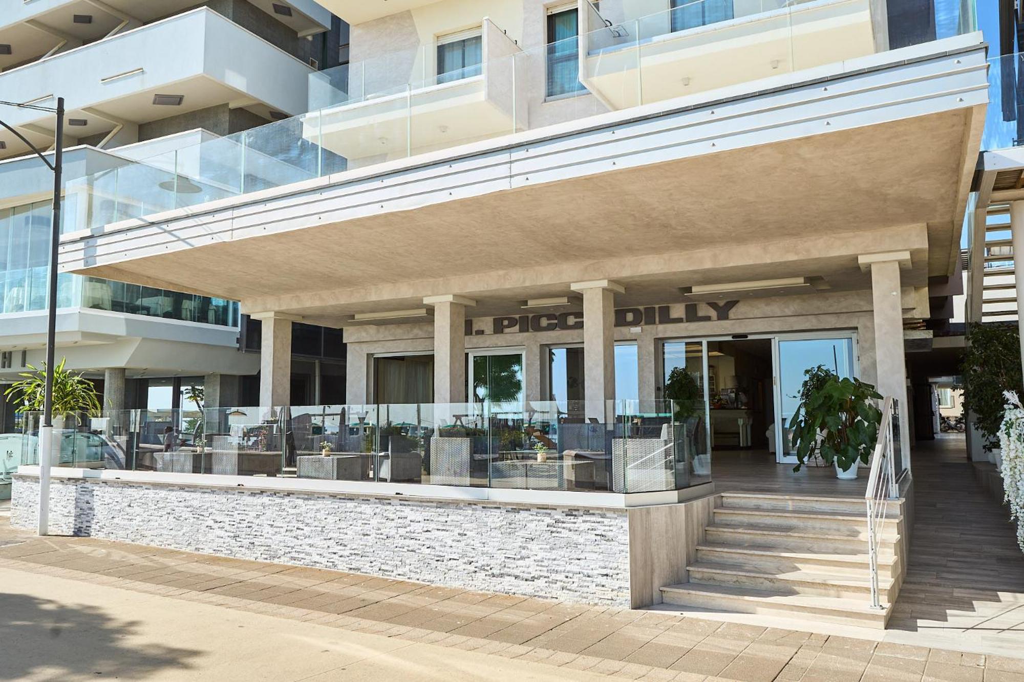 Hotel Piccadilly Bellaria-Igea Marina Exterior photo