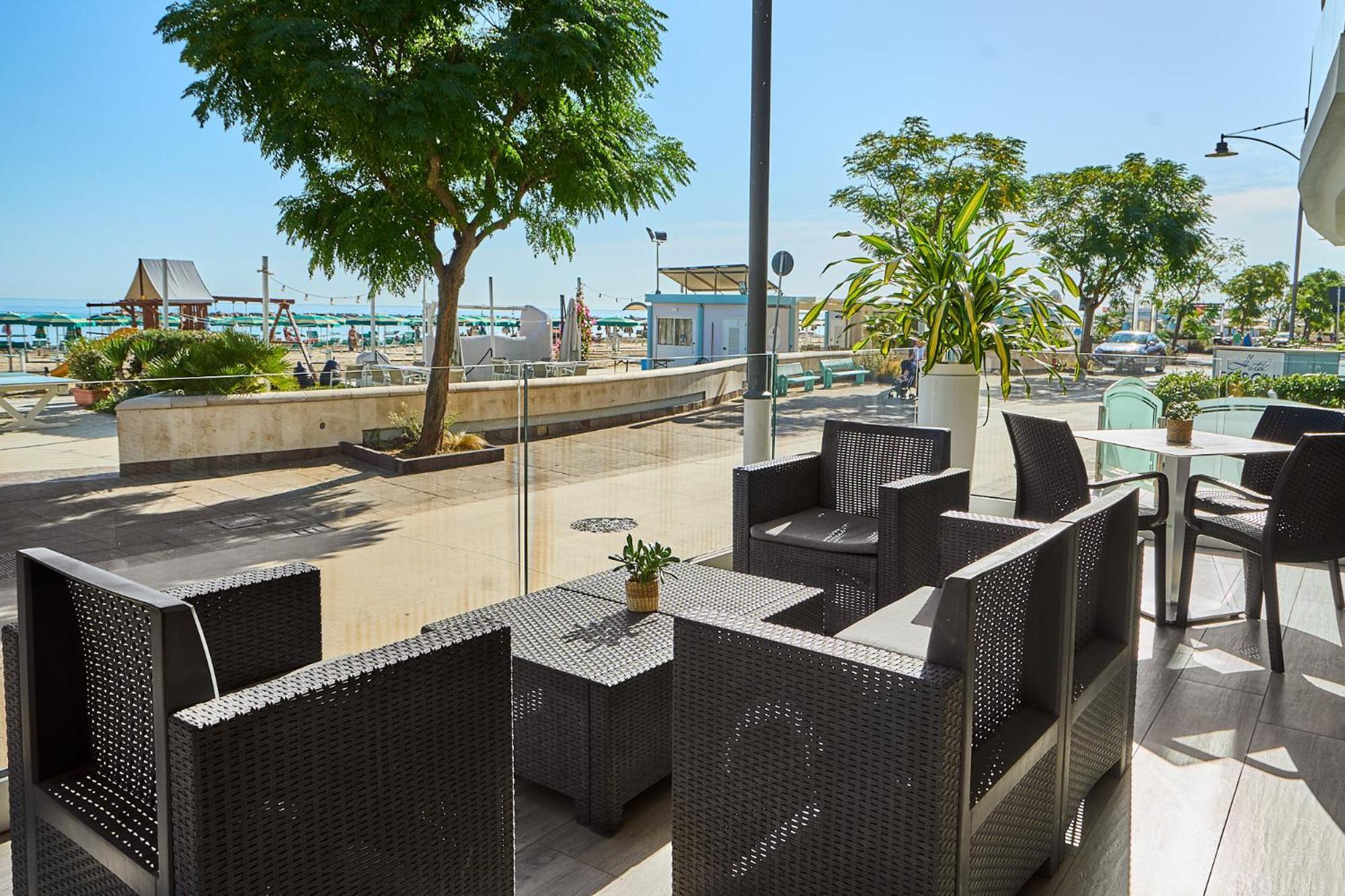 Hotel Piccadilly Bellaria-Igea Marina Exterior photo