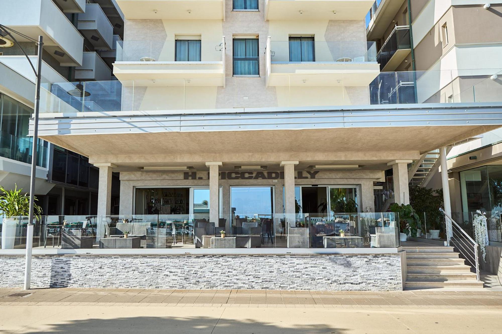 Hotel Piccadilly Bellaria-Igea Marina Exterior photo