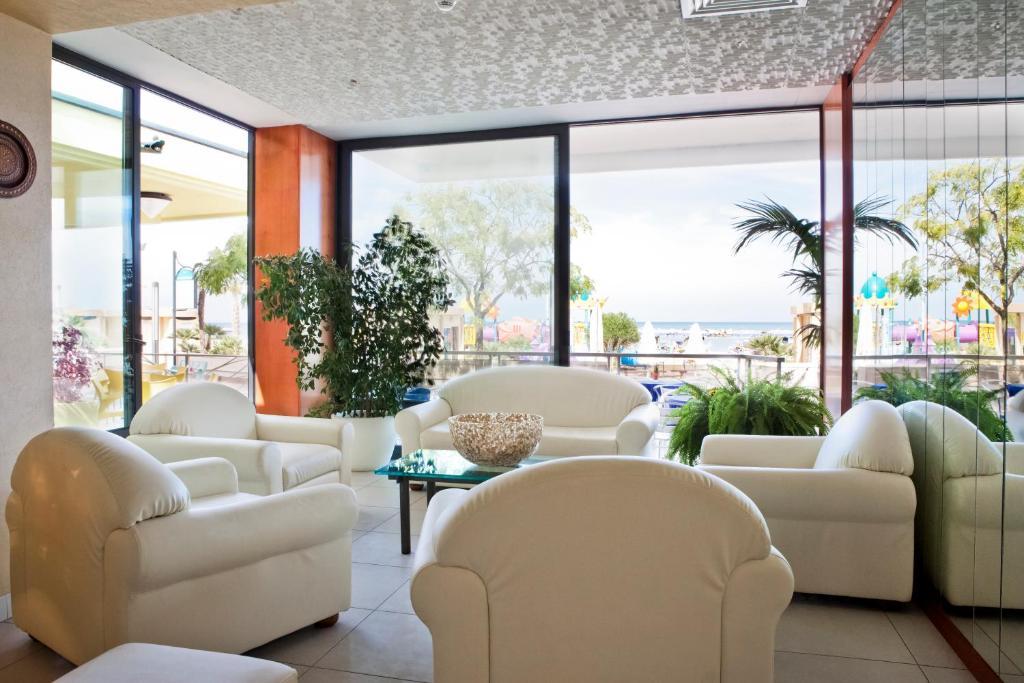 Hotel Piccadilly Bellaria-Igea Marina Exterior photo